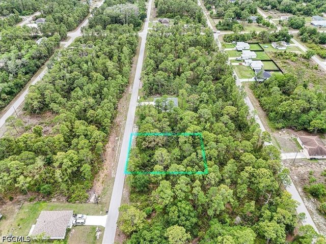 2117 Grayson AVE, Alva, FL 33920