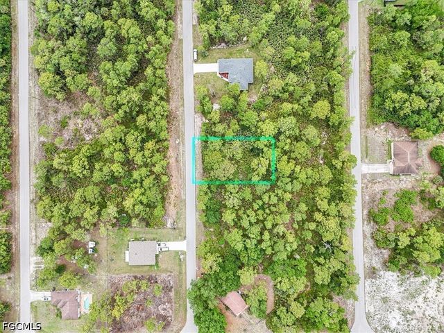 2117 Grayson AVE, Alva, FL 33920