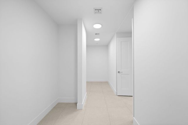 151 N Seabreeze 1804-E, Fort Lauderdale, FL 33304