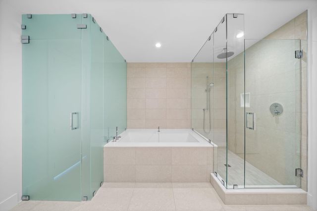 151 N Seabreeze 1804-E, Fort Lauderdale, FL 33304