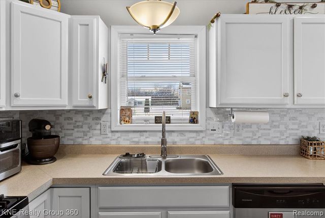 3616 Willow Nicole Lane, Adrian, MI 49221