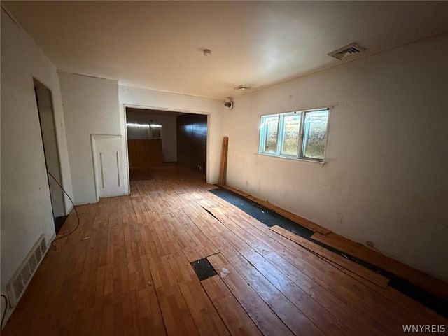 124 Baitz Avenue, Buffalo, NY 14206