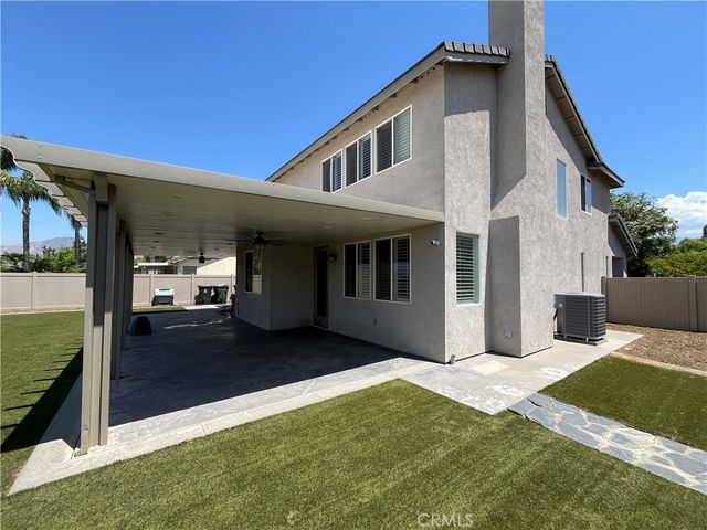 1431 Red Bird Court, Redlands, CA 92374