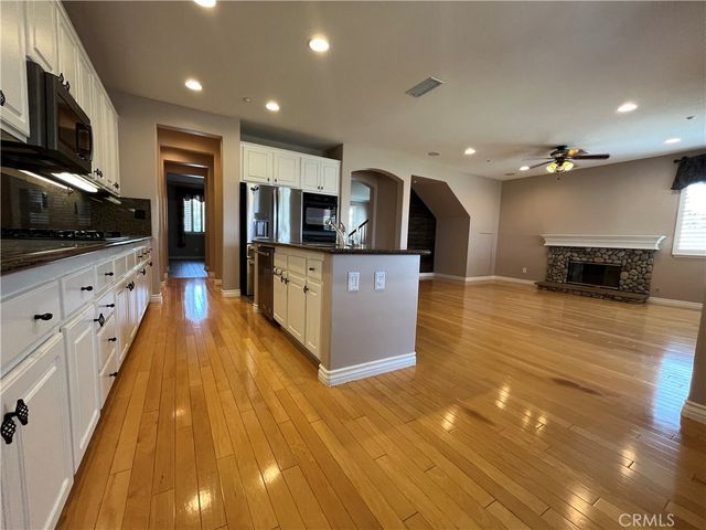 1431 Red Bird Court, Redlands, CA 92374