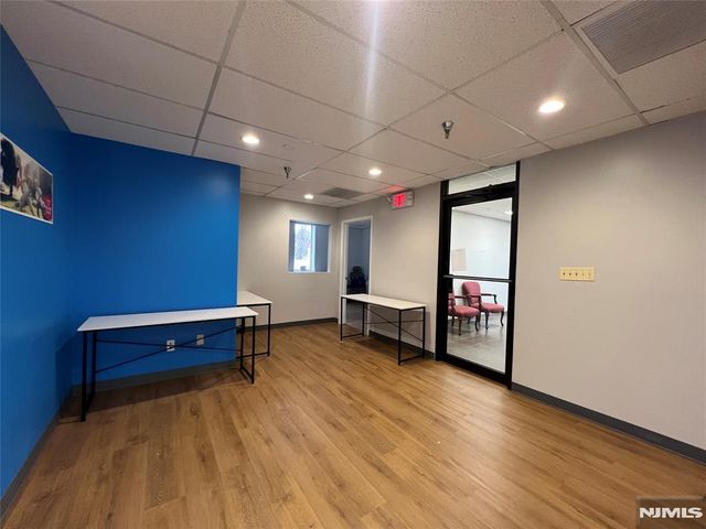 385 Clinton Avenue First Floor, Wyckoff, NJ 07481