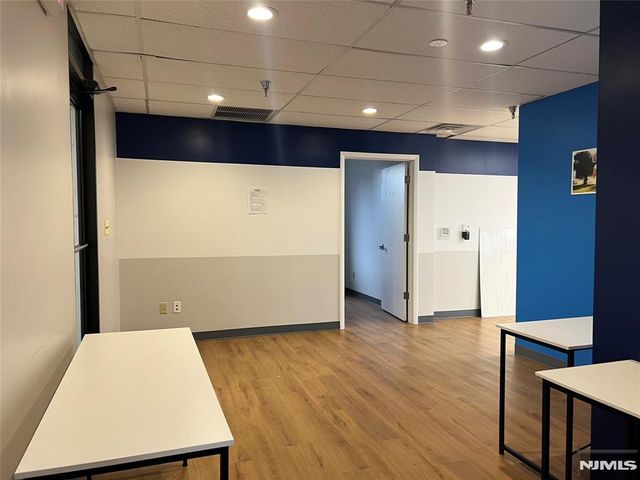 385 Clinton Avenue First Floor, Wyckoff, NJ 07481