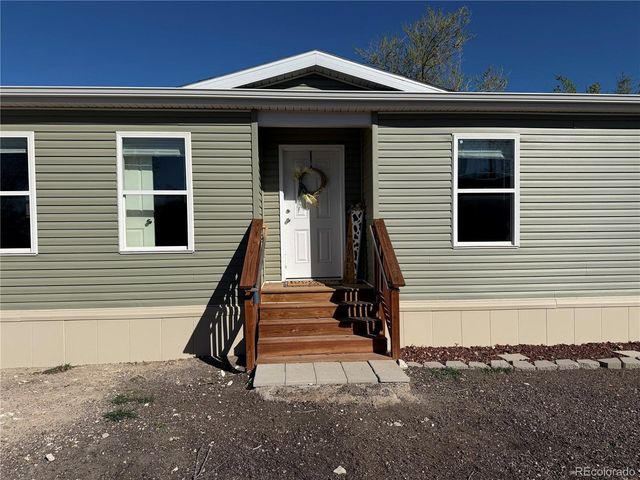 113 E Homer Dr, Pueblo West, CO 81007