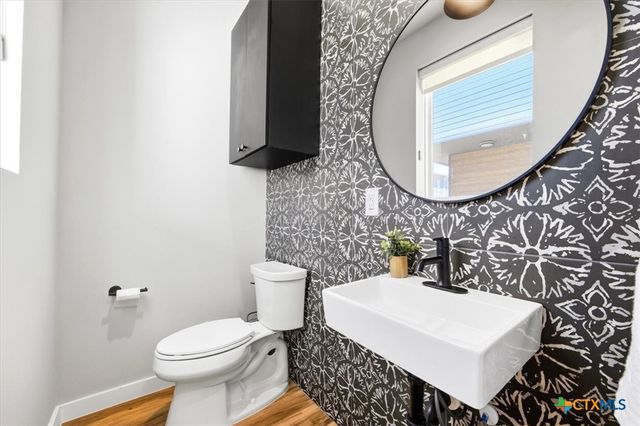 1208 N Academy Avenue 2201, New Braunfels, TX 78130