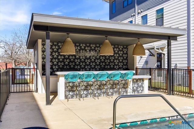 1208 N Academy Avenue 2201, New Braunfels, TX 78130