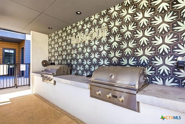 1208 N Academy Avenue 2201, New Braunfels, TX 78130