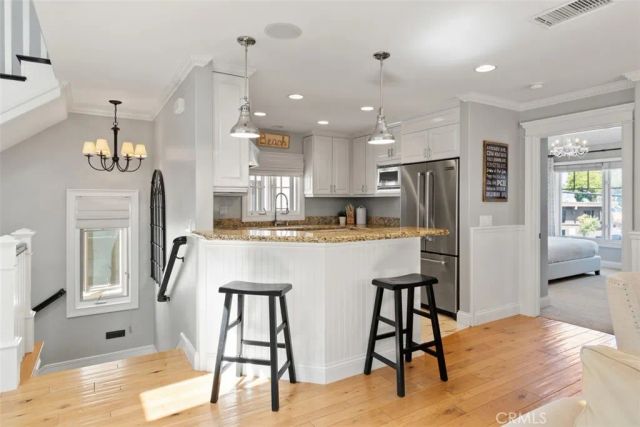 705 Goldenrod Avenue, Corona Del Mar, CA 92625