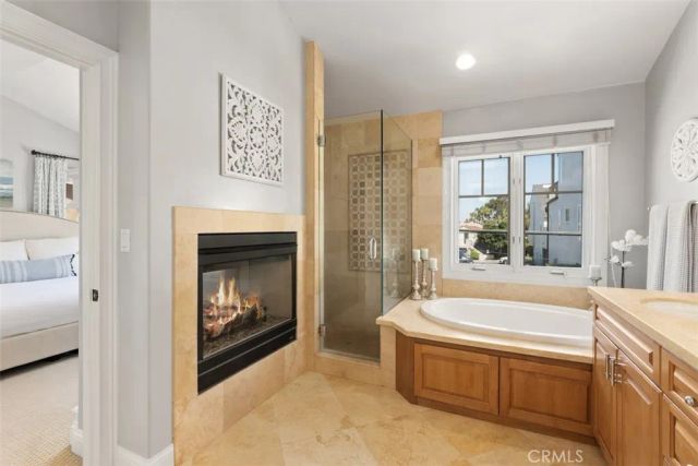 705 Goldenrod Avenue, Corona Del Mar, CA 92625