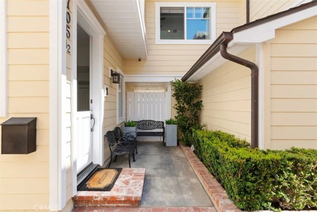 705 Goldenrod Avenue, Corona Del Mar, CA 92625