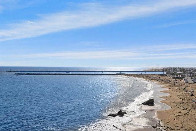 705 Goldenrod Avenue, Corona Del Mar, CA 92625