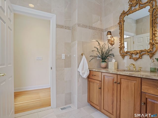 12 Fox Run Drive, Easton, CT 06612