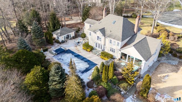 12 Fox Run Drive, Easton, CT 06612