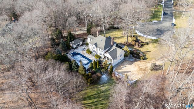 12 Fox Run Drive, Easton, CT 06612