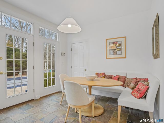 12 Fox Run Drive, Easton, CT 06612