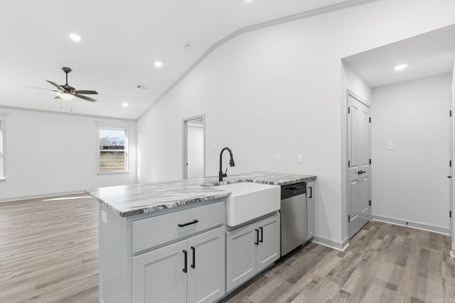 716 Moon Road, Ward, AR 72176