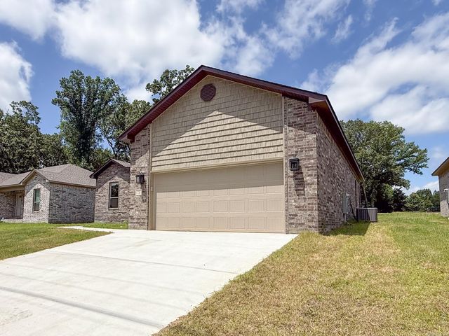 716 Moon Road, Ward, AR 72176