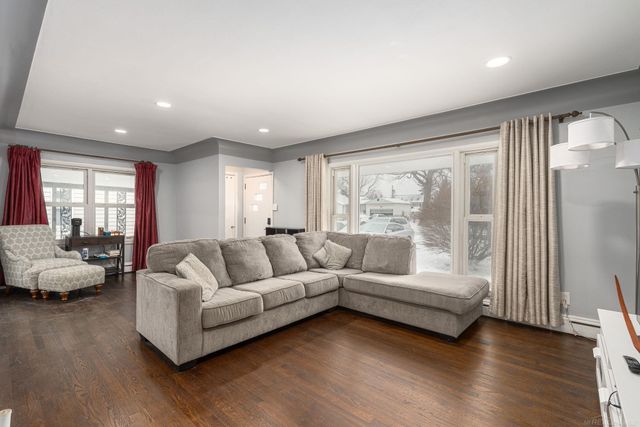 526 Girard Avenue, Royal Oak, MI 48073