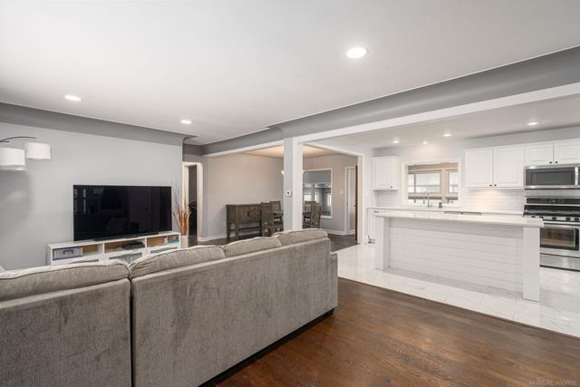 526 Girard Avenue, Royal Oak, MI 48073