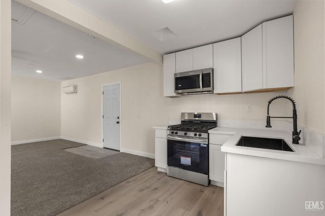 1207 El Tejon Avenue, Bakersfield, CA 93308