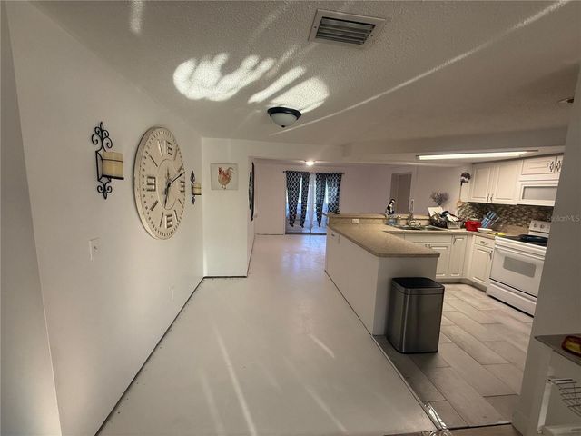 6020 17TH STREET, Zephyrhills, FL 33542