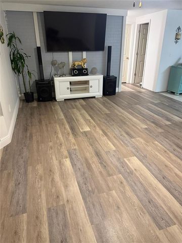 6020 17TH STREET, Zephyrhills, FL 33542