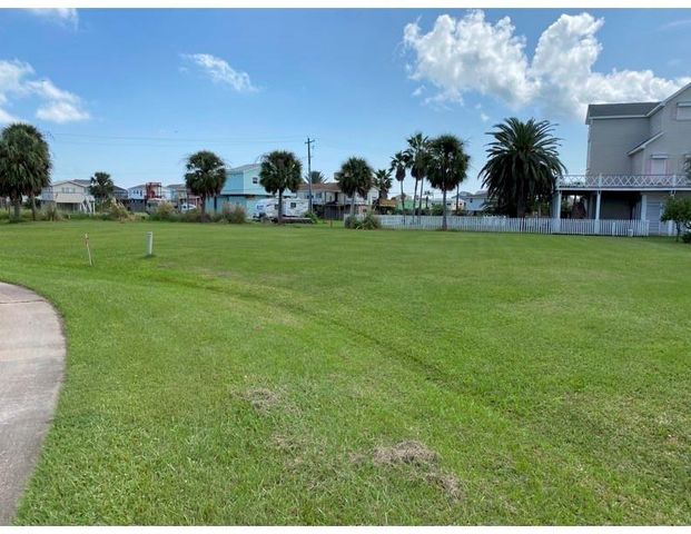 14203 Treasure Court, Galveston, TX 77554