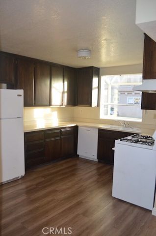 502 12th, Huntington Beach, CA 92648