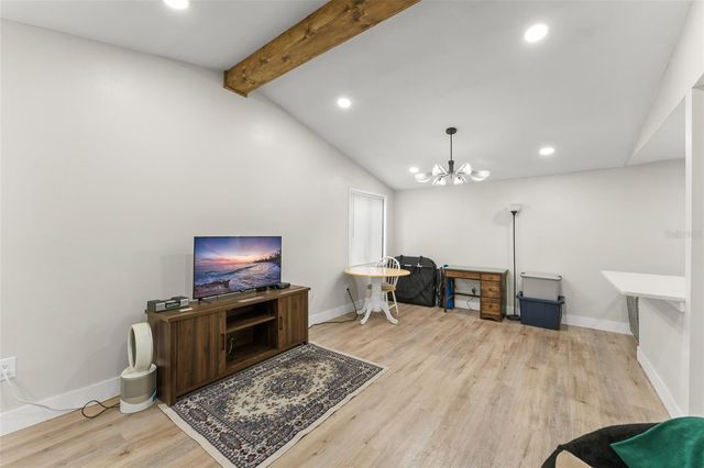 857 GLASGOW AVENUE, Deltona, FL 32738