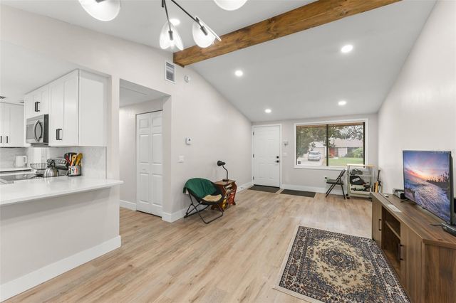 857 GLASGOW AVENUE, Deltona, FL 32738