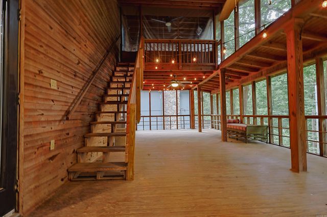 2217 Cedar Creek Rd, North Little Rock, AR 72116