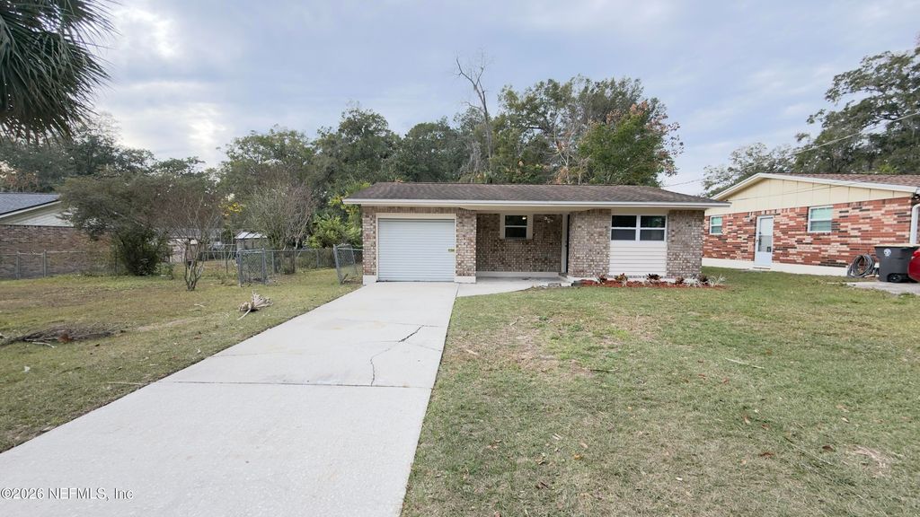 814 GREELAND Avenue, Jacksonville, FL 32221