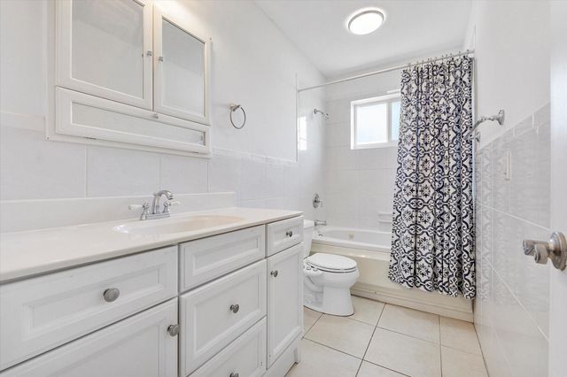 1353 SE 7th Ct, Deerfield Beach, FL 33441