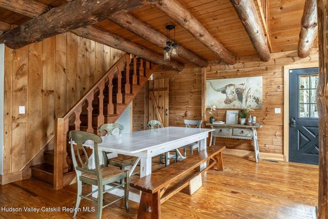 39 Brook Hollow Lane, Windham, NY 12496