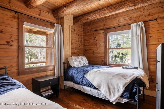 39 Brook Hollow Lane, Windham, NY 12496