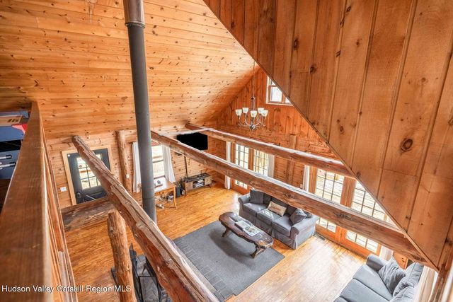 39 Brook Hollow Lane, Windham, NY 12496