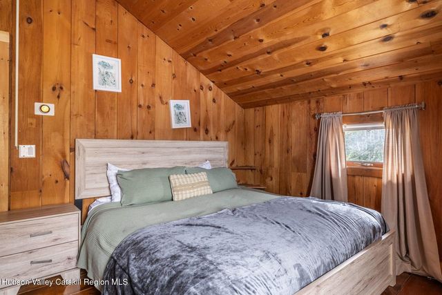 39 Brook Hollow Lane, Windham, NY 12496