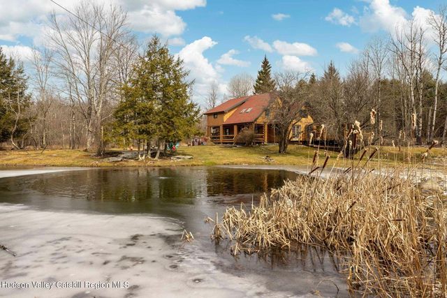 39 Brook Hollow Lane, Windham, NY 12496