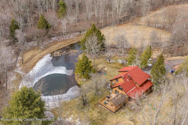 39 Brook Hollow Lane, Windham, NY 12496