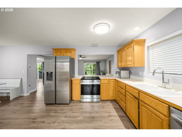 25515 Sw RAINBOW Ln, Hillsboro, OR 97123