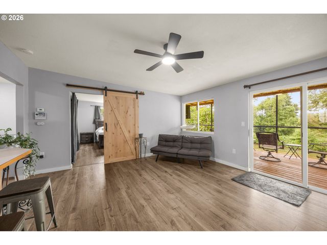 25515 Sw RAINBOW Ln, Hillsboro, OR 97123