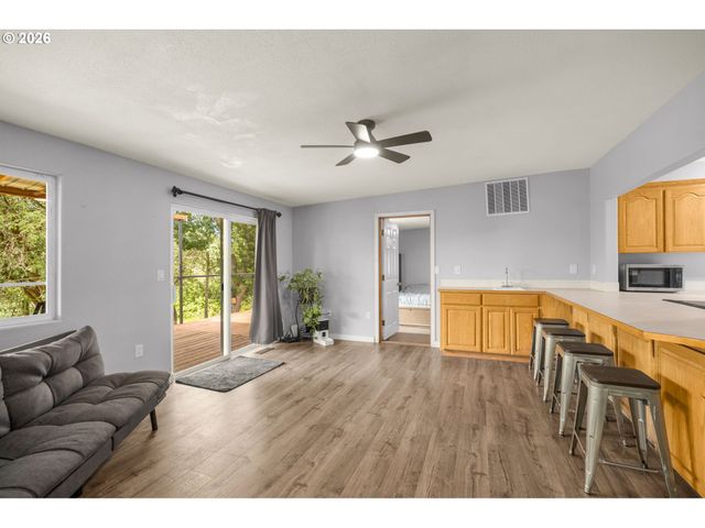 25515 Sw RAINBOW Ln, Hillsboro, OR 97123
