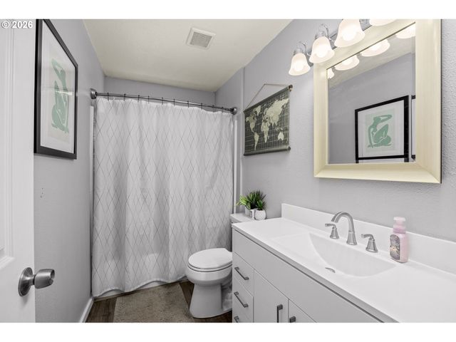 25515 Sw RAINBOW Ln, Hillsboro, OR 97123
