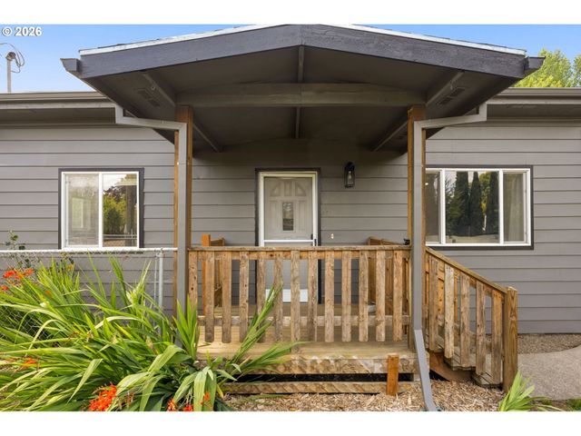 25515 Sw RAINBOW Ln, Hillsboro, OR 97123