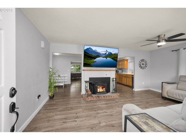 25515 Sw RAINBOW Ln, Hillsboro, OR 97123