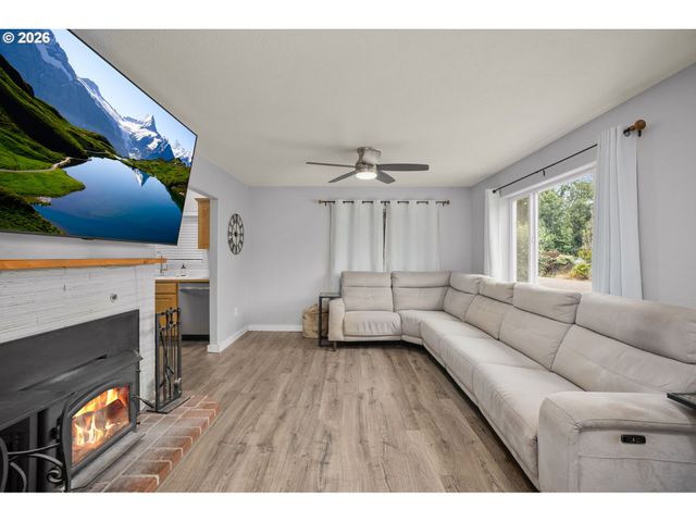 25515 Sw RAINBOW Ln, Hillsboro, OR 97123