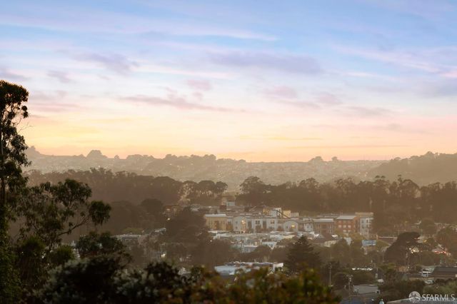 199 Margaret Avenue, San Francisco, CA 94112